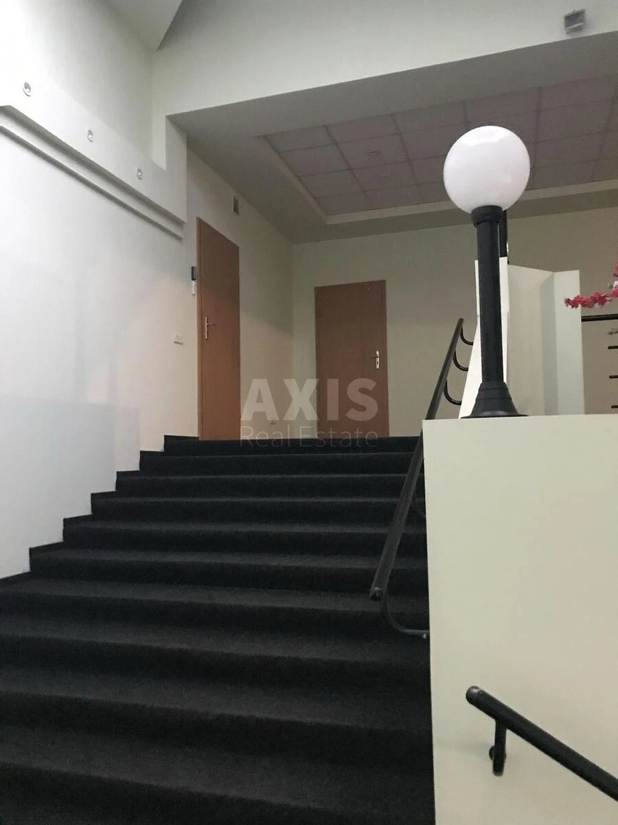 Office prov. Luk'janivs'kyj 1, 174m2667886