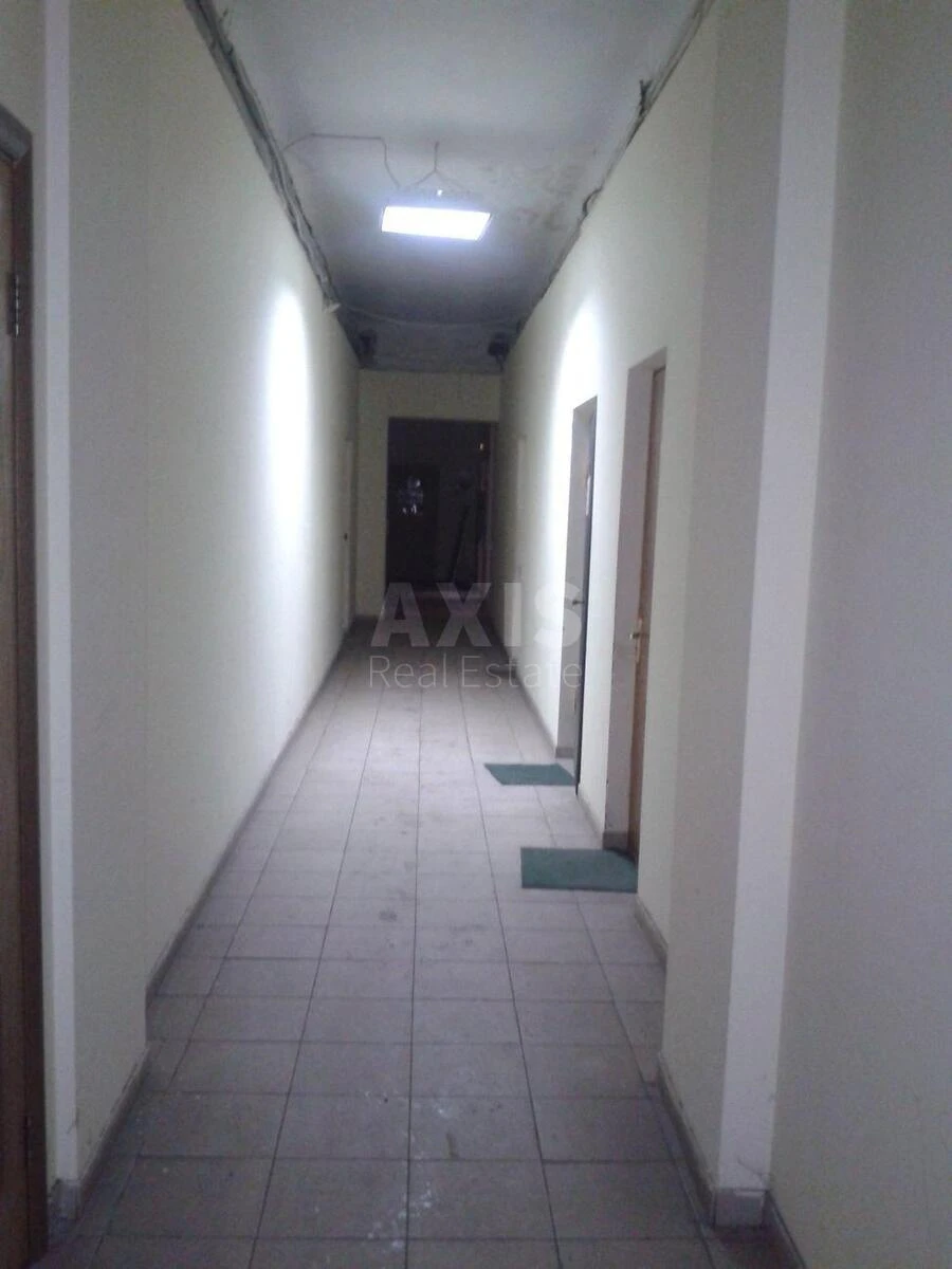 Объект сервиса пер. Куреневский 15, 4050м2667957