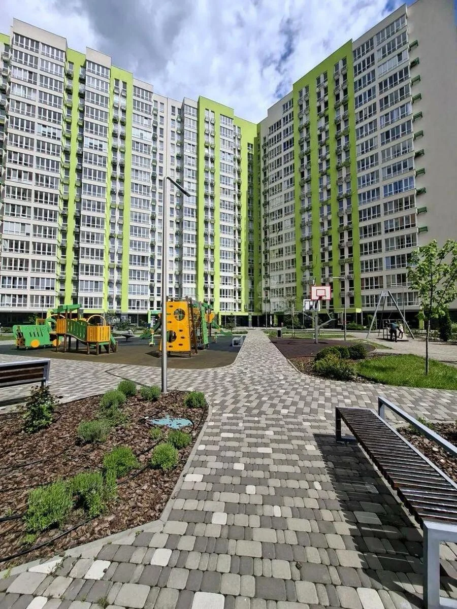 1к квартира пр-т Берестейский 67629829