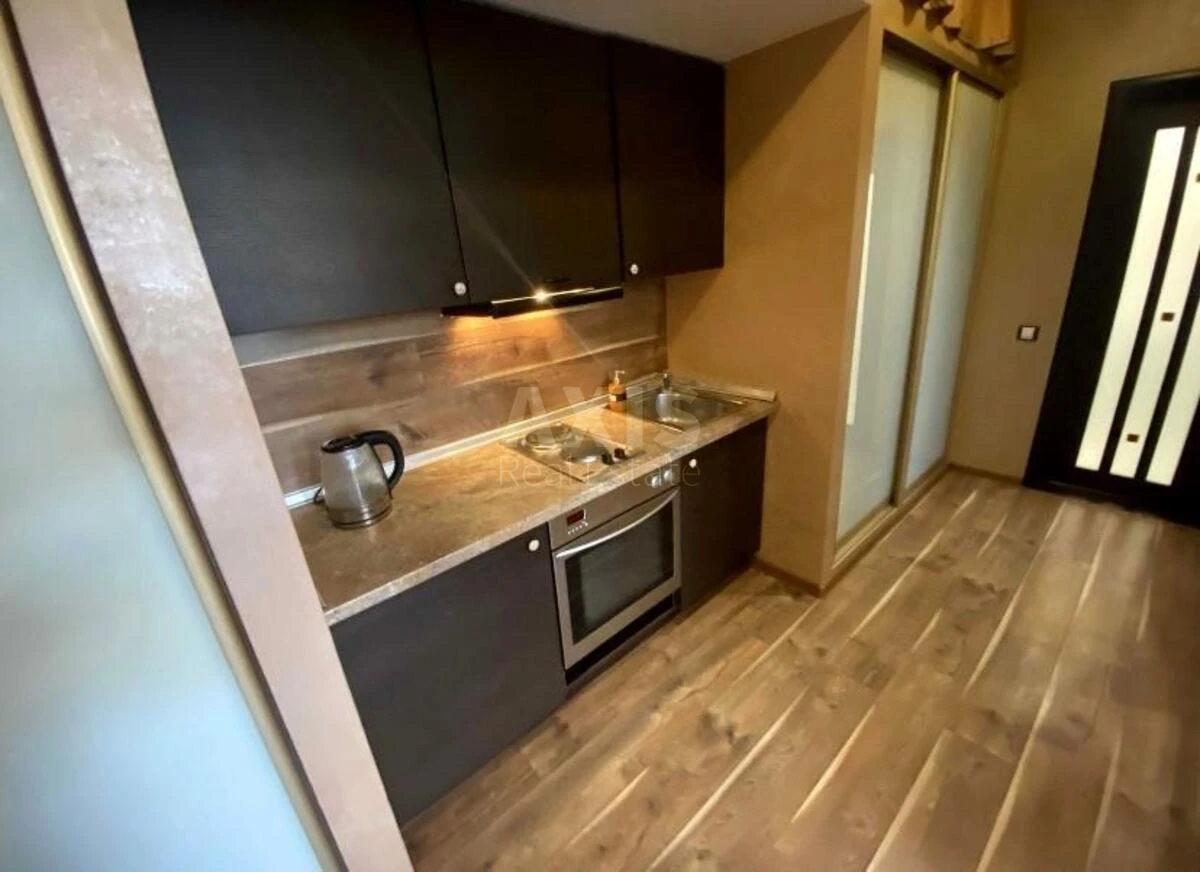 3k apartment vul. Ljuterans'ka 665444