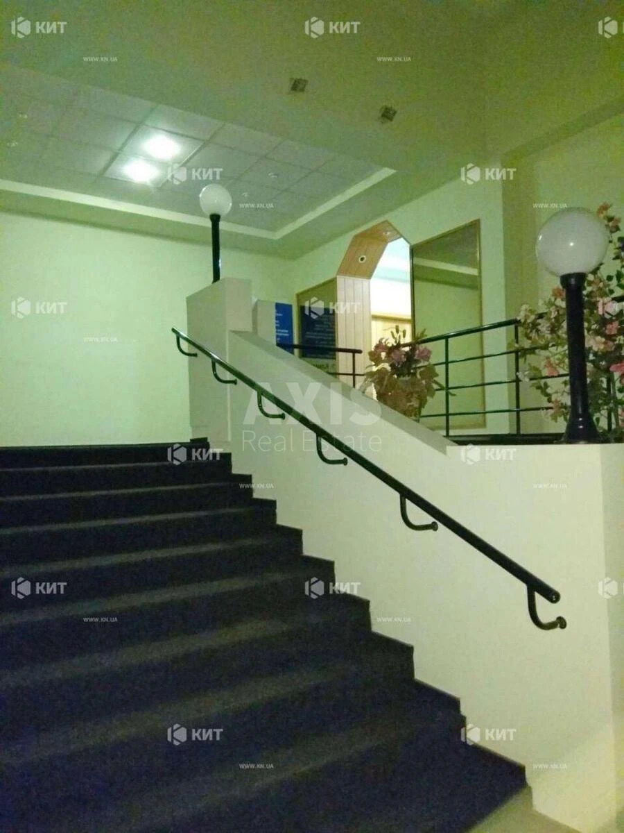 Office prov. Luk'janivs'kyj 1, 174m2667887