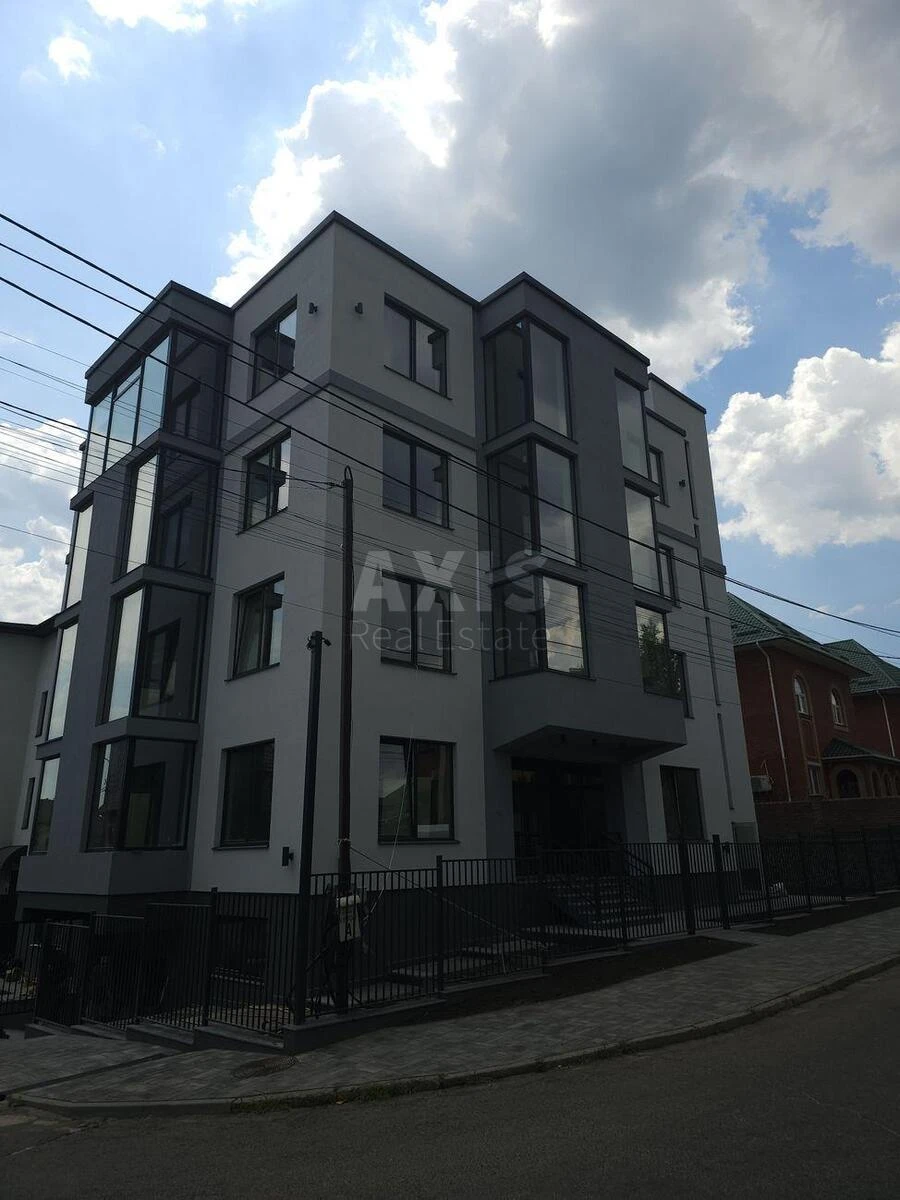 Office vul. Tovarna 1, 988m26680412