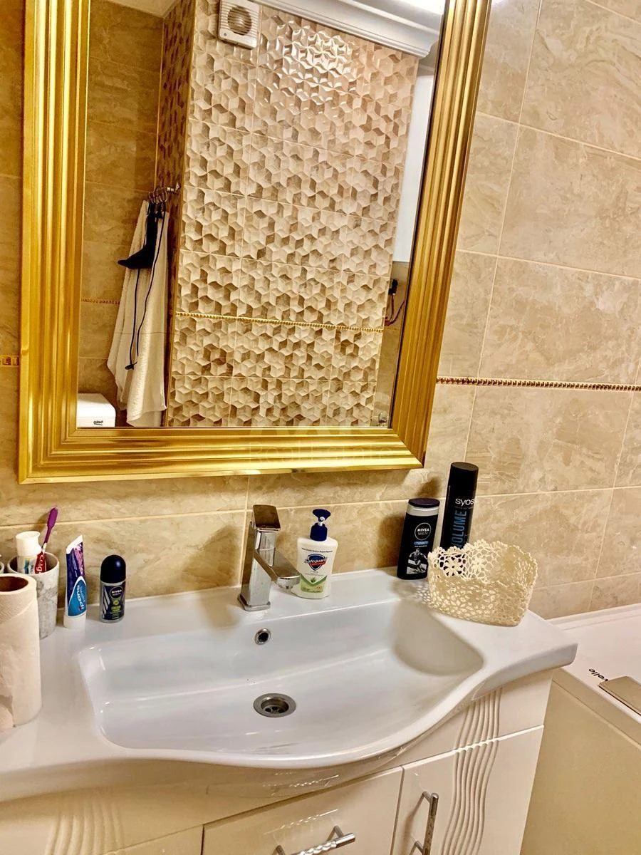 3k apartment vul. Malevycha Kazymyra 89652848