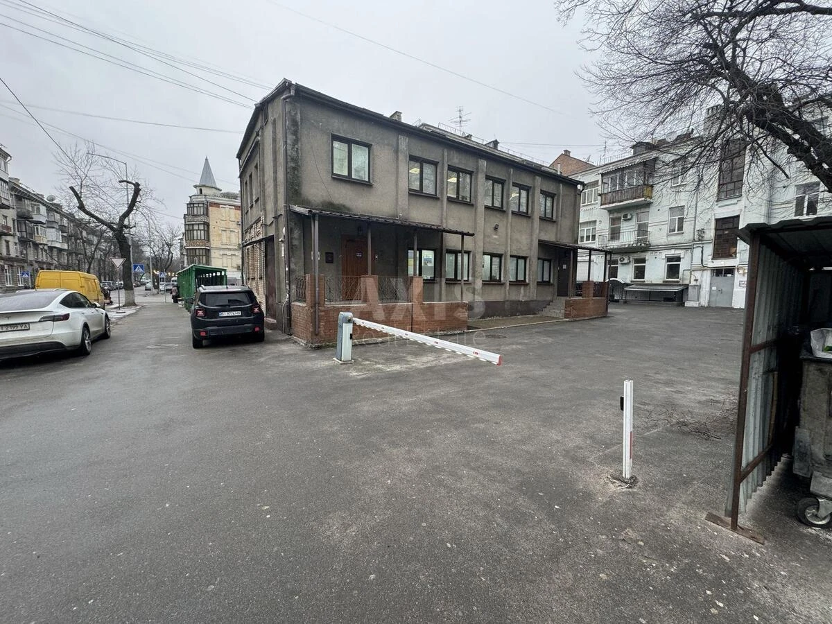 Объект торговли ул. Ярославская 39, 129м263079