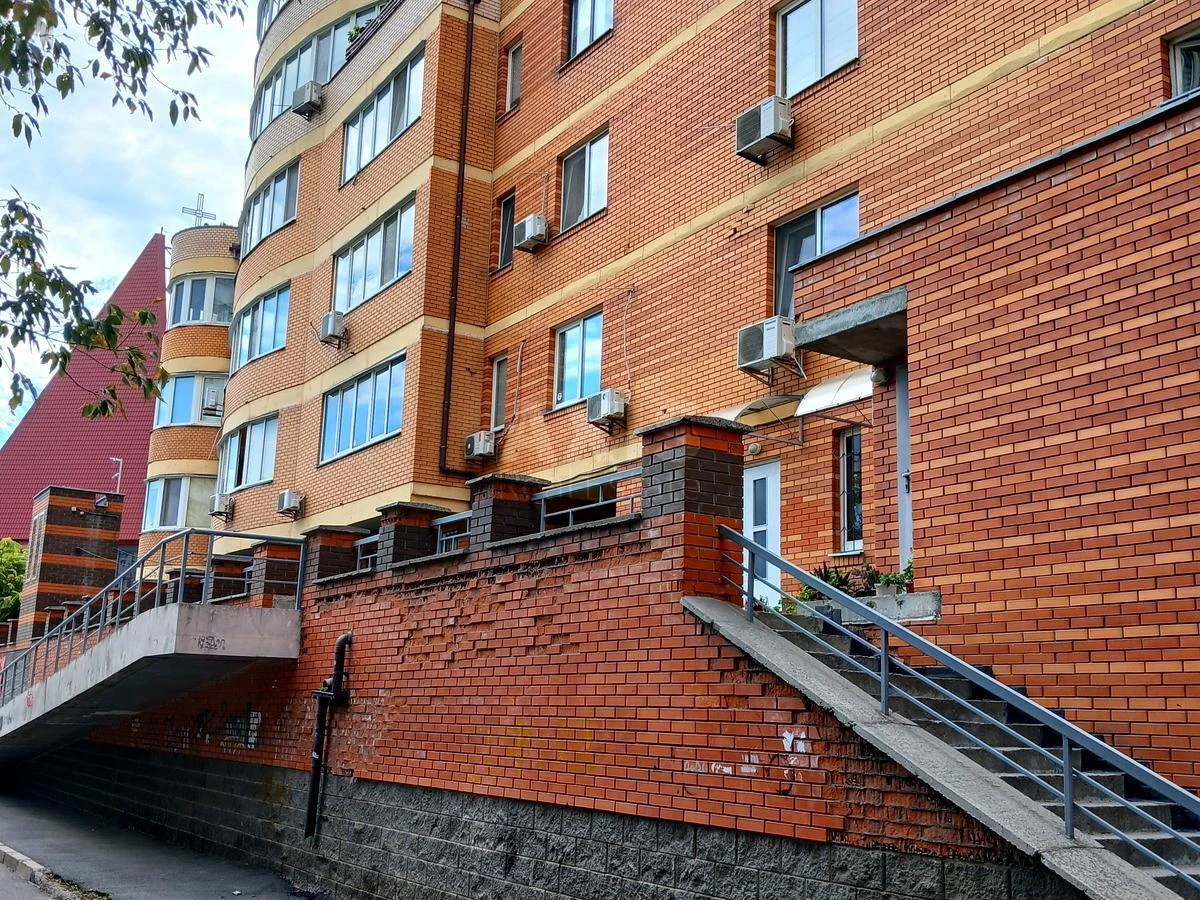 2к квартира ул. Срибнокильская 12703835