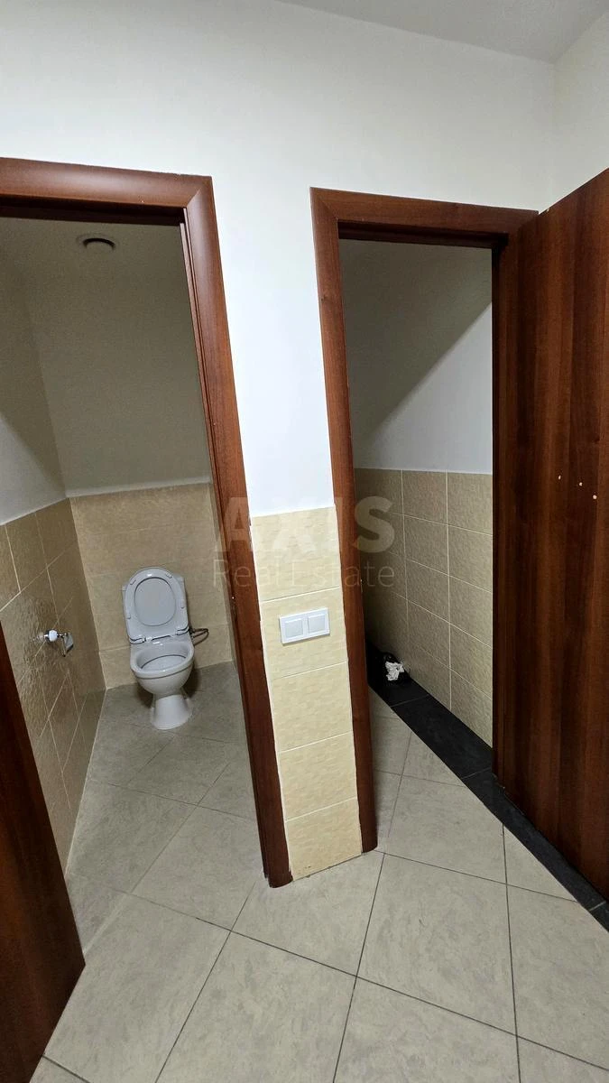 Office vul. Hreshhatyk 23, 338m2705028