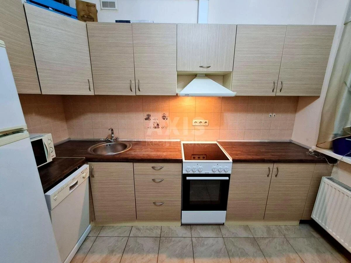 1k apartment vul. Borshhagivs'ka 152А658111