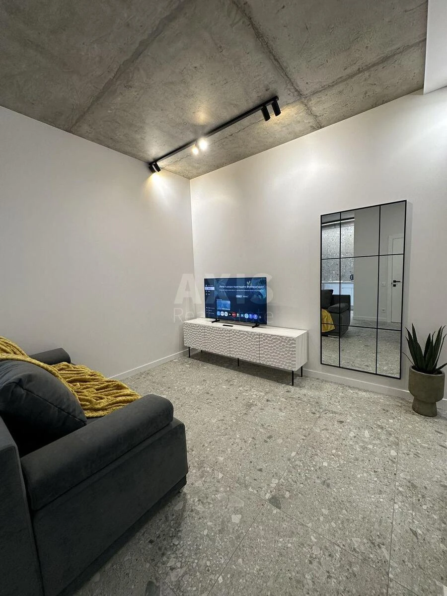 1k apartment pr-t Berestejskij 11Б679603