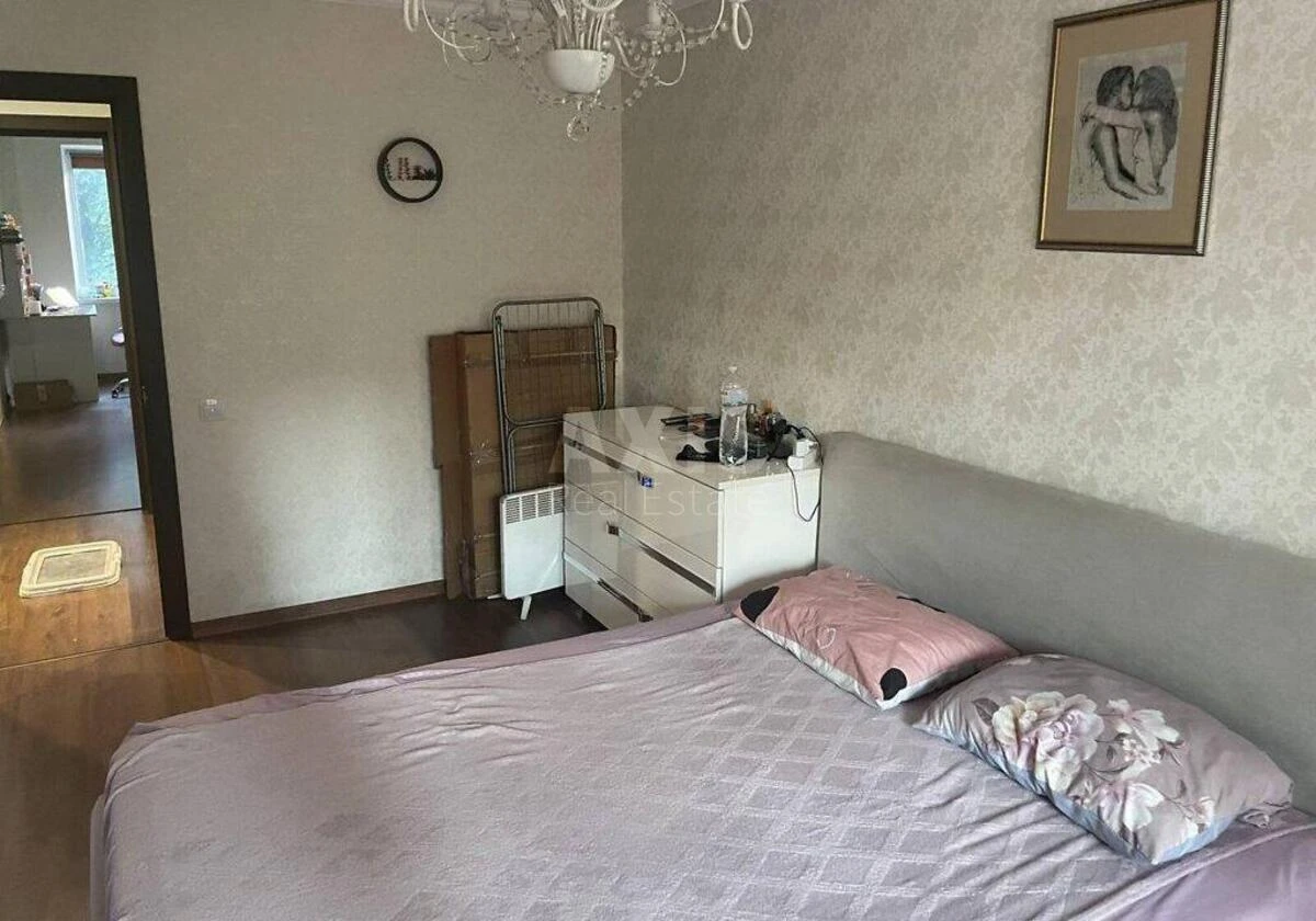 3к квартира ул. Вышгородская 47Б707044