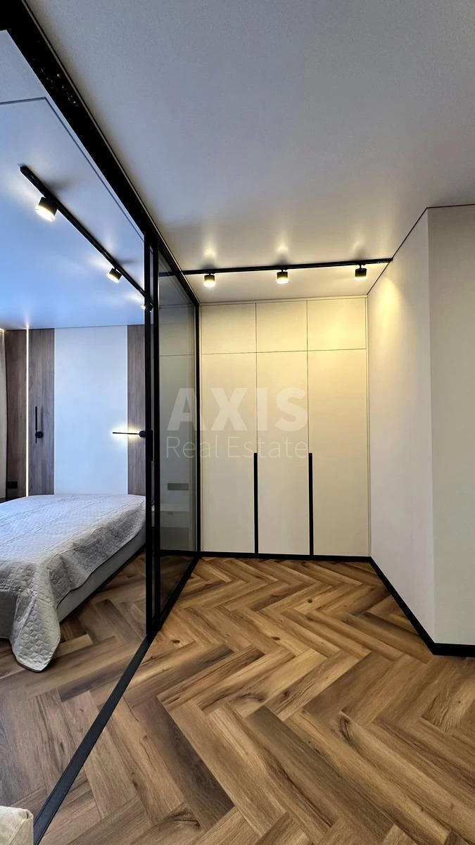 1k apartment vul. Prychal'na 10677144