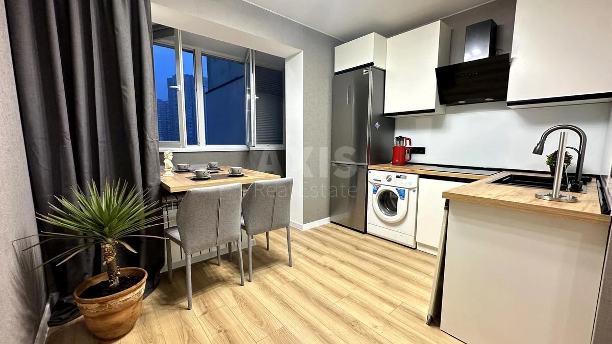 2к квартира ул. Кошица Александра 9626447