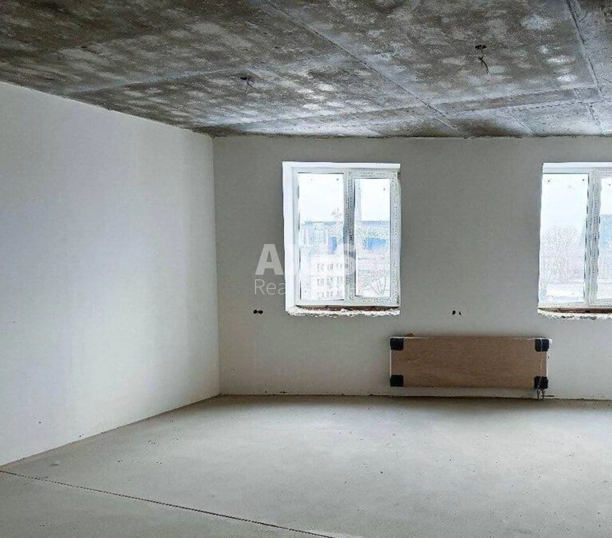 Trade object vul. Chervonogvardijs'ka 7, 3700m2595703