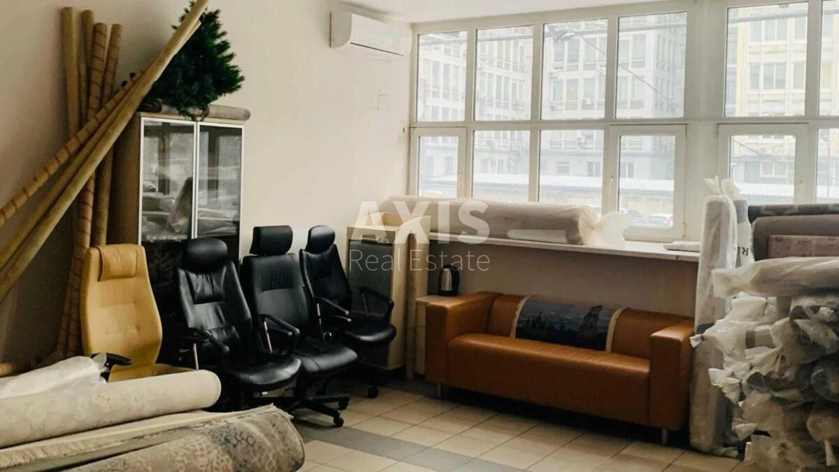 Trade object vul. Lypkivs'kogo Vasylja Mytropolyta 45, 120m2547942