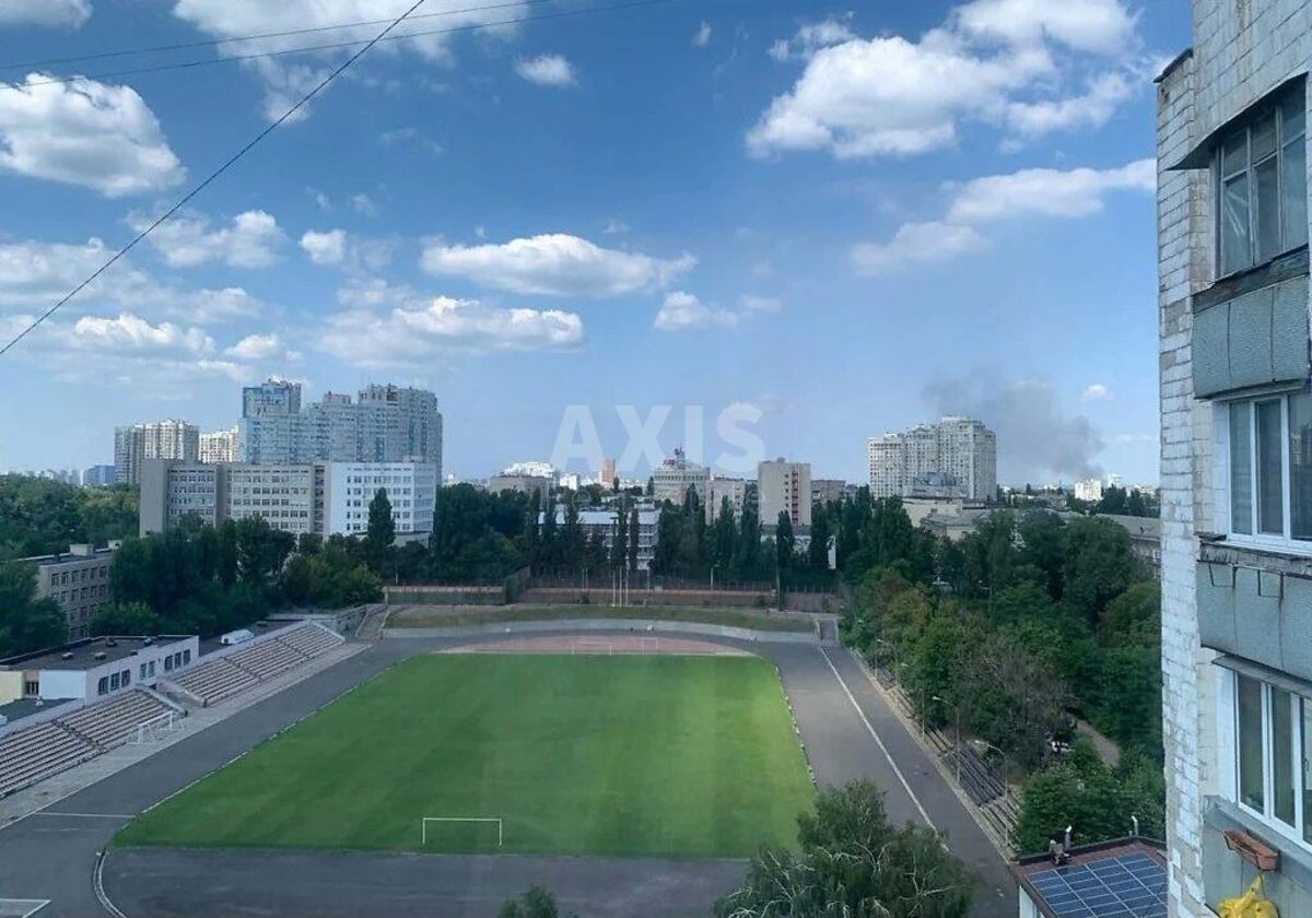 2k apartment pr-t Berestejskij 63/16962416