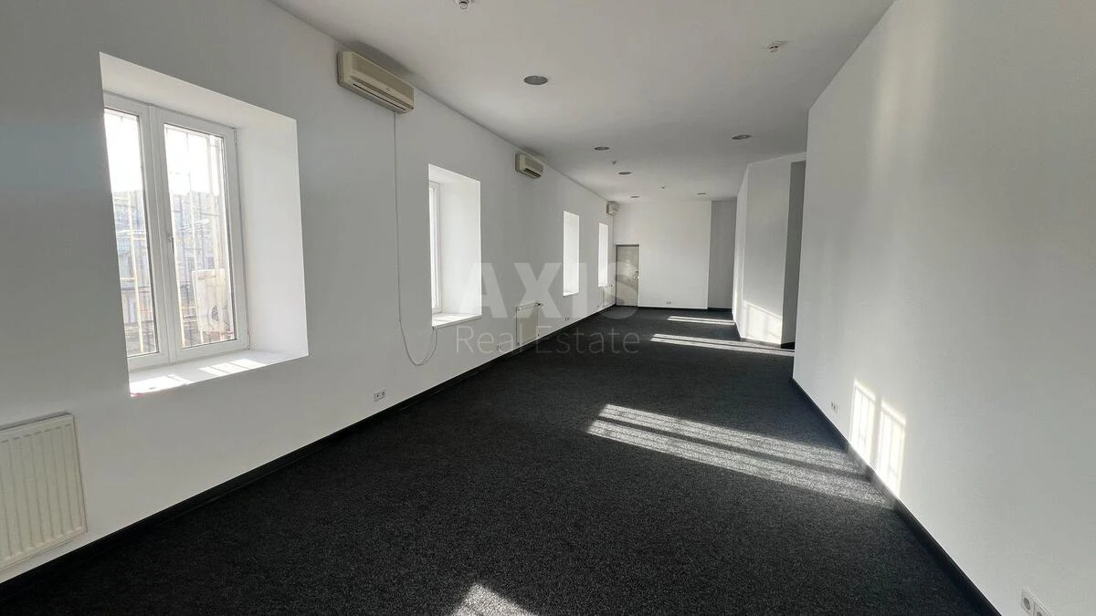 Office prov. Muzejnyj 4, 648m2650166