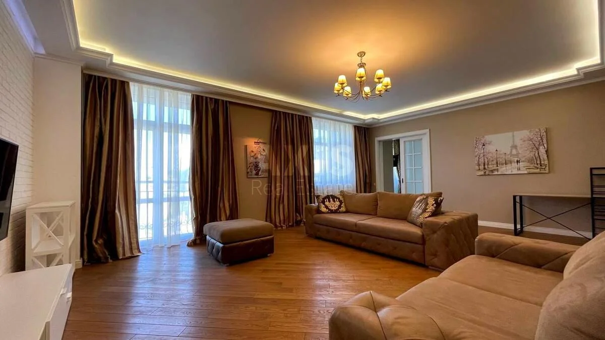 3k apartment vul. Antonovycha 72