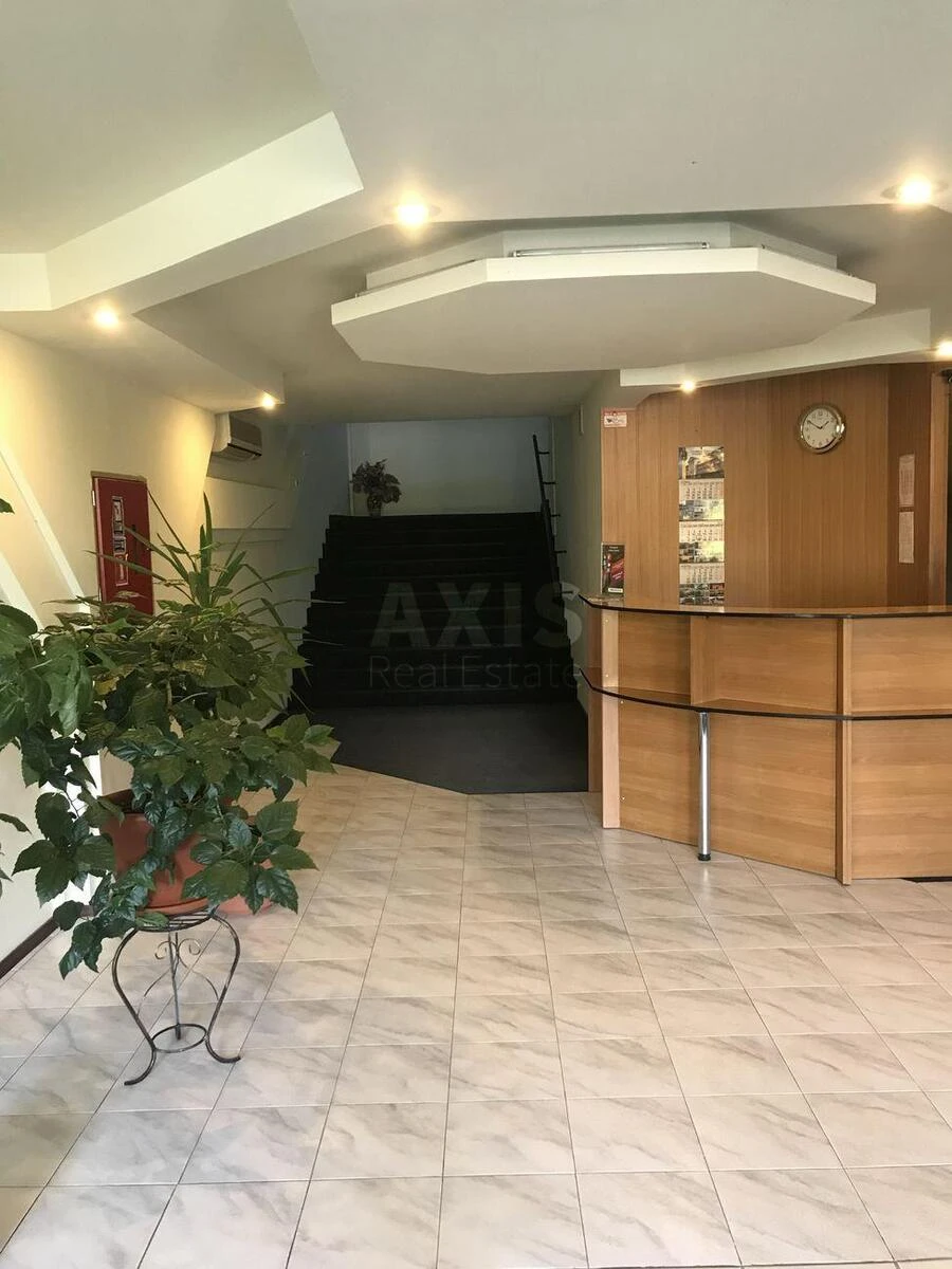 Office prov. Luk'janivs'kyj 1, 174m2667888