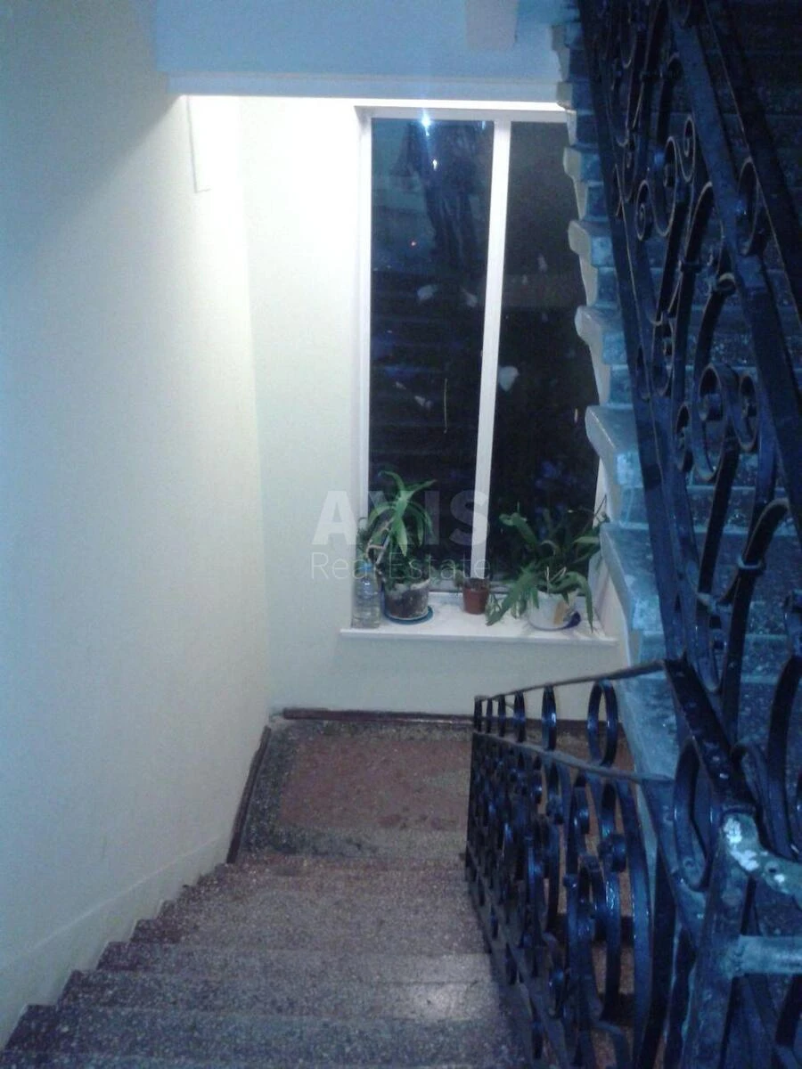 Объект сервиса пер. Куреневский 15, 4050м2667959