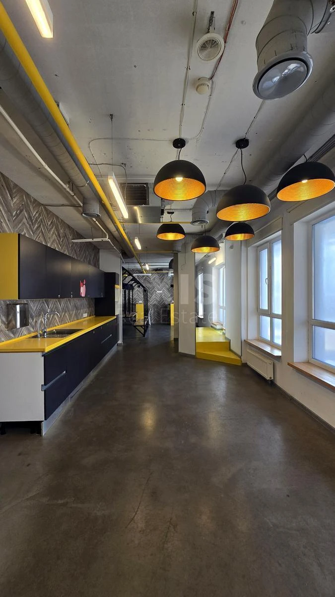 Офис ул. Саксаганского 90, 900м26686622