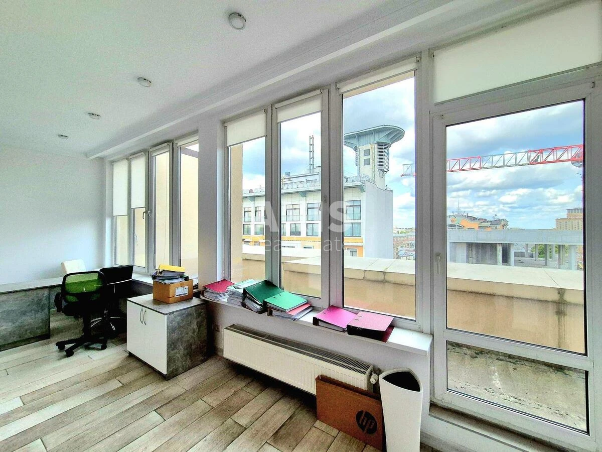Office vul. Kruglouniversytets'ka 3/5, 400m26053113