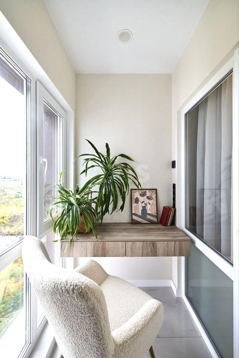 2к квартира ул. Михаила Максимовича 246395010