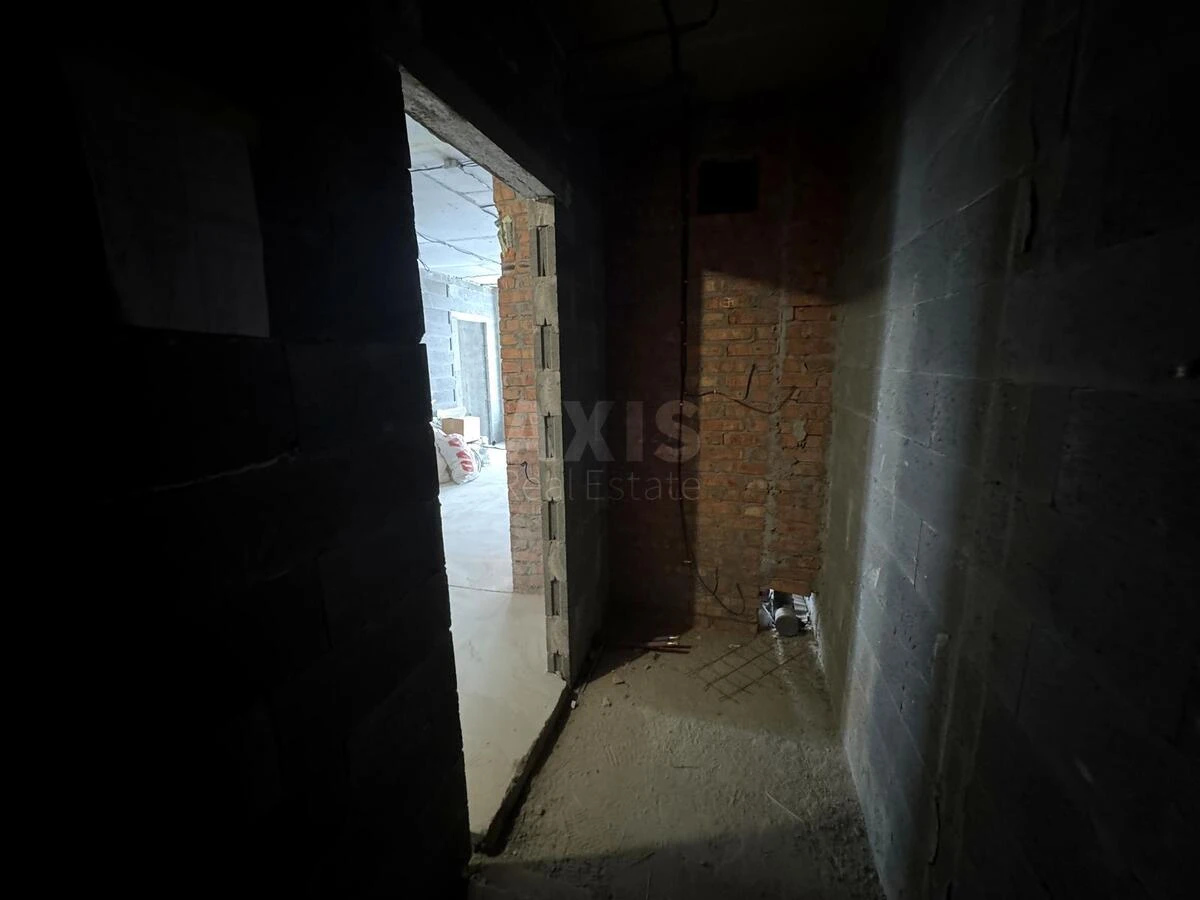 2к квартира ул. Александра Олеся 8/17672845