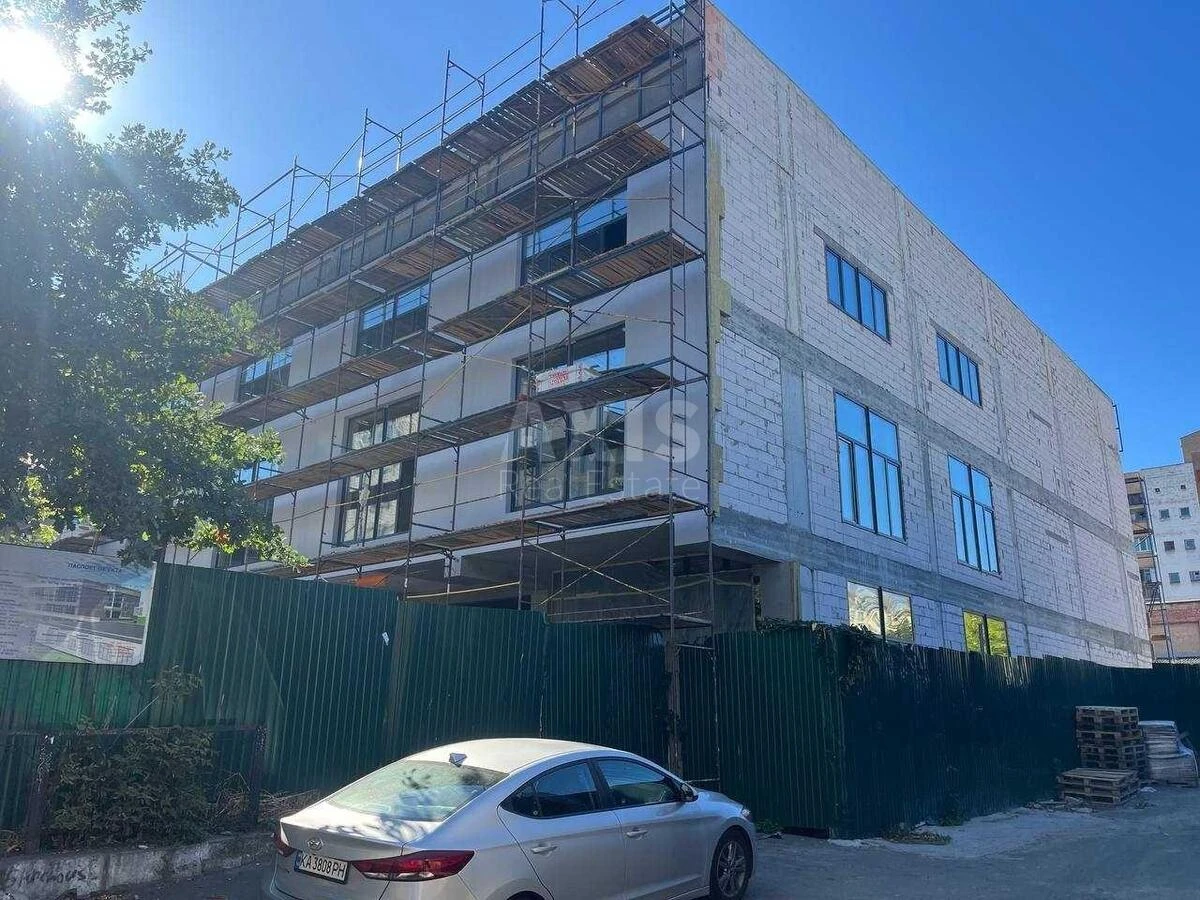 Объект торговли ул. Межигорская 55/20, 1000м261306