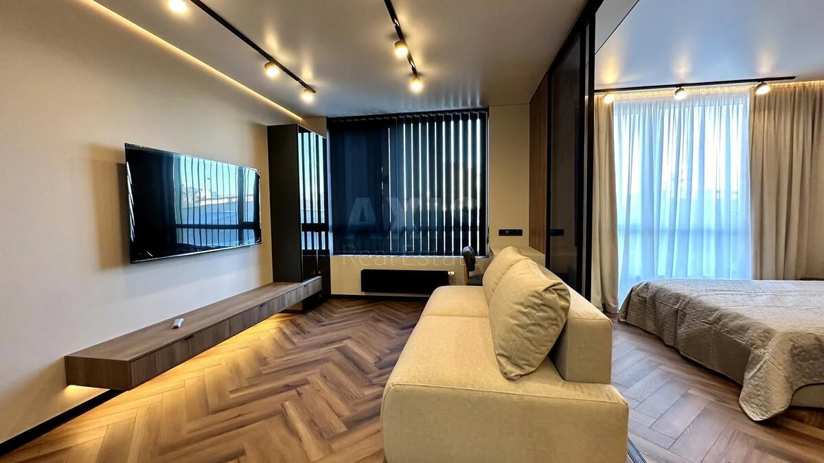 1k apartment vul. Prychal'na 10677145