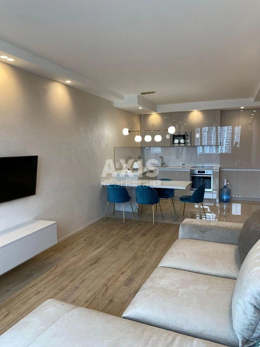 2k apartment pr-t Berestejskij 5B667140