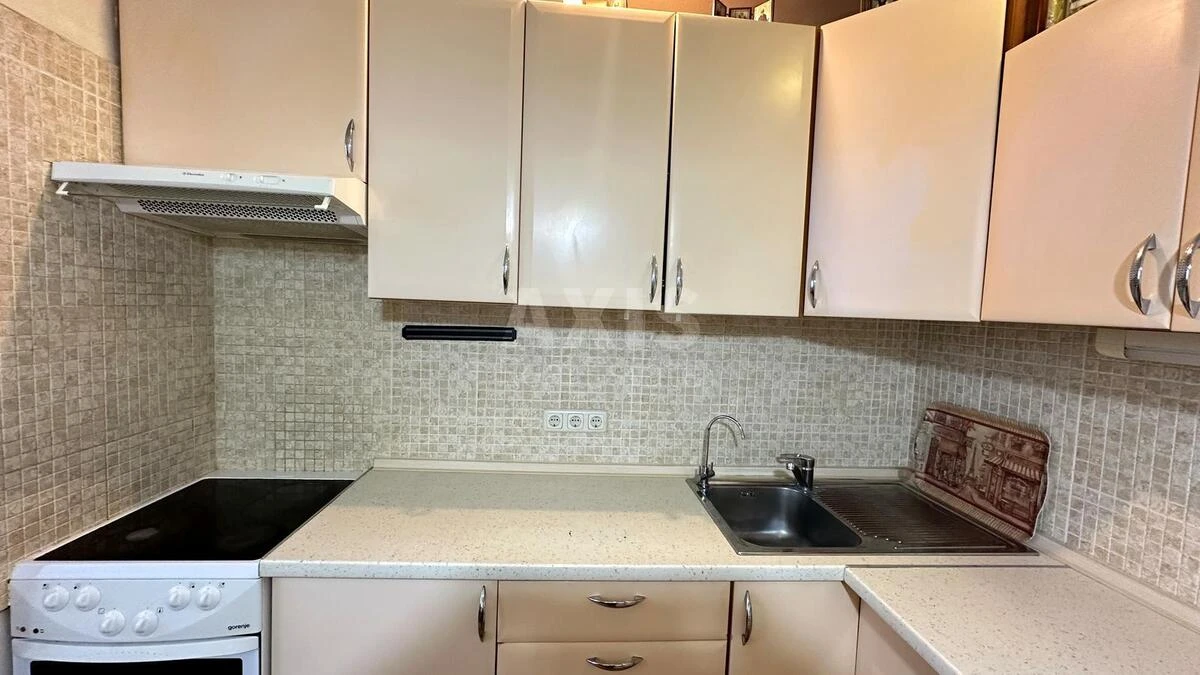 3k apartment vul. Geroi'v Dnipra 96642015