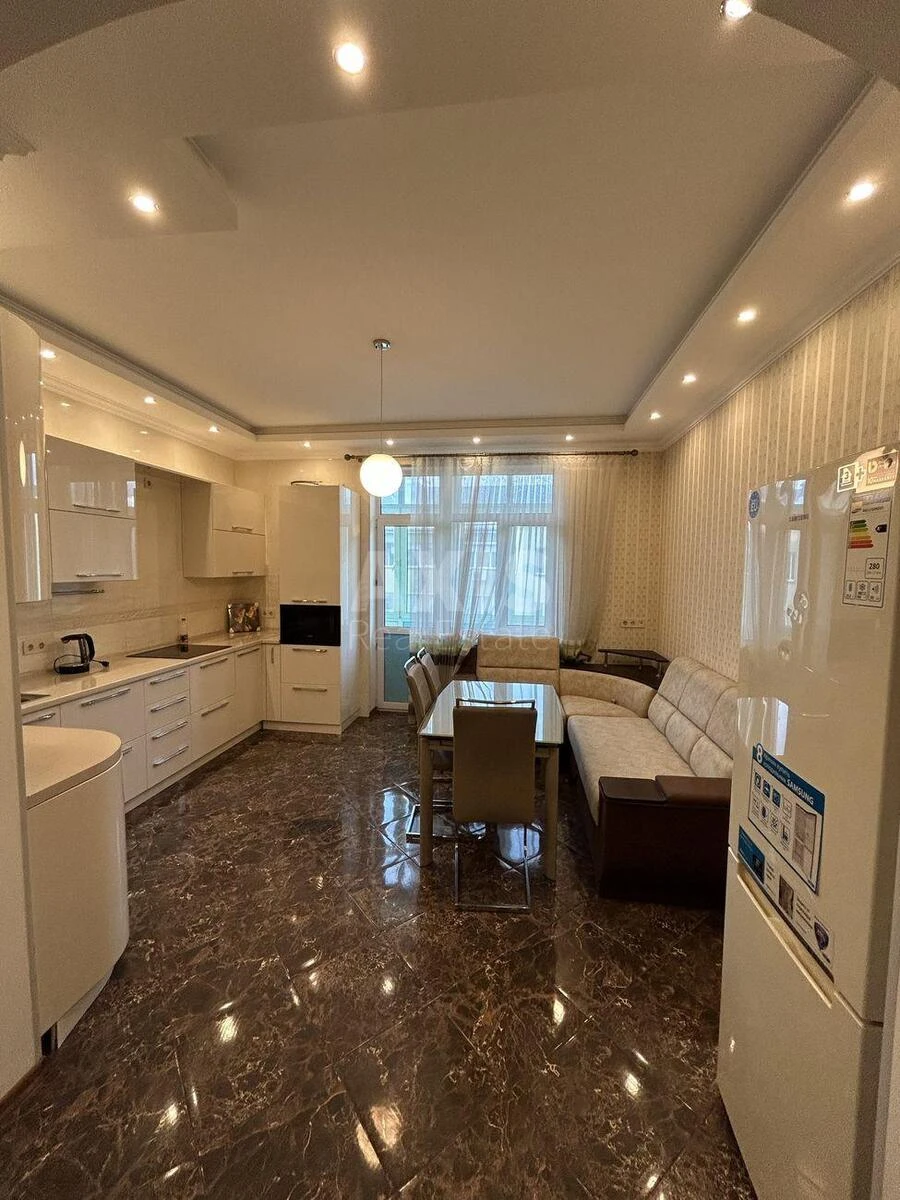 2k apartment vul. Kyrylivs'ka 85/87А648230