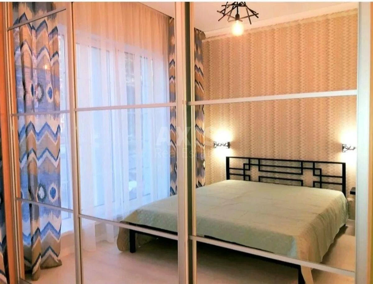 1k apartment vul. Myhajla Maksymovycha 24А687625
