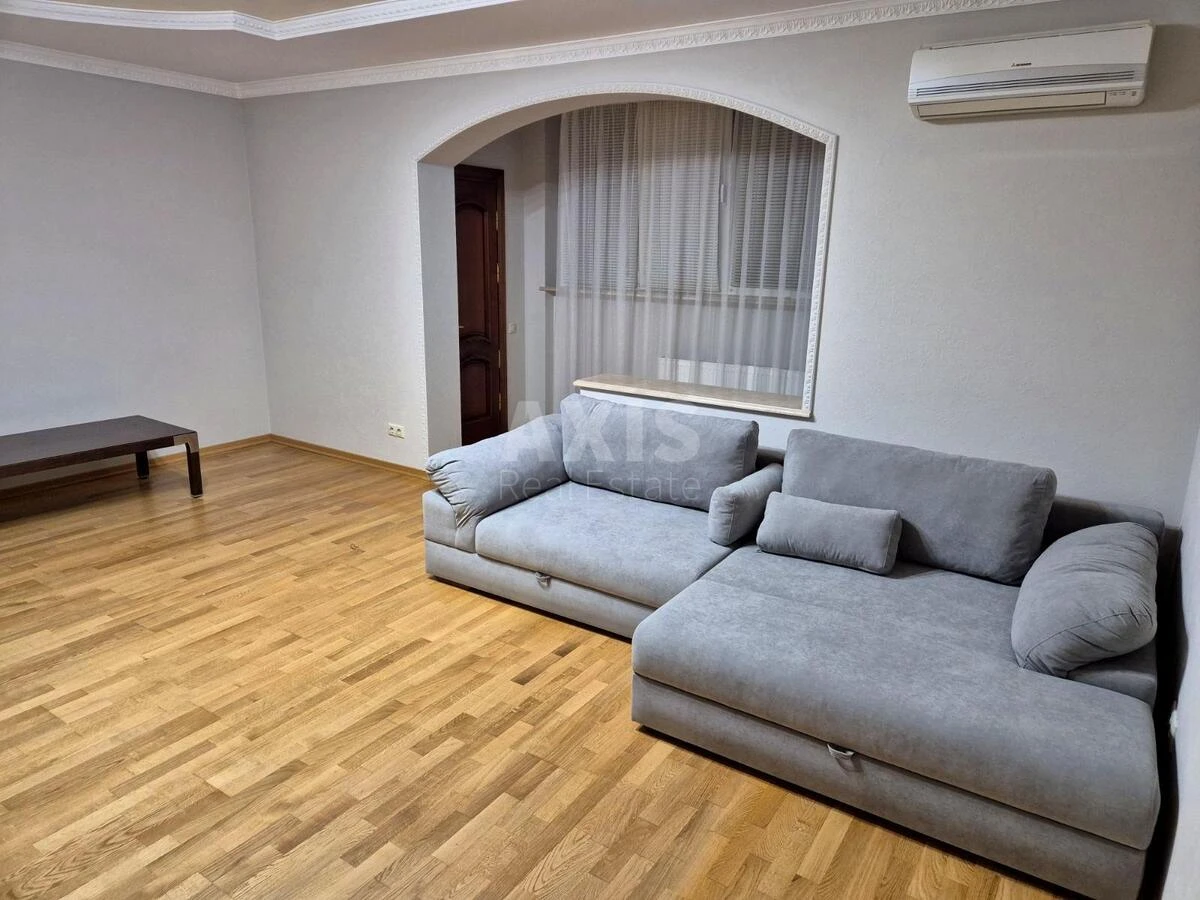 3k apartment vul. Kadets'kyj gaj 6668198