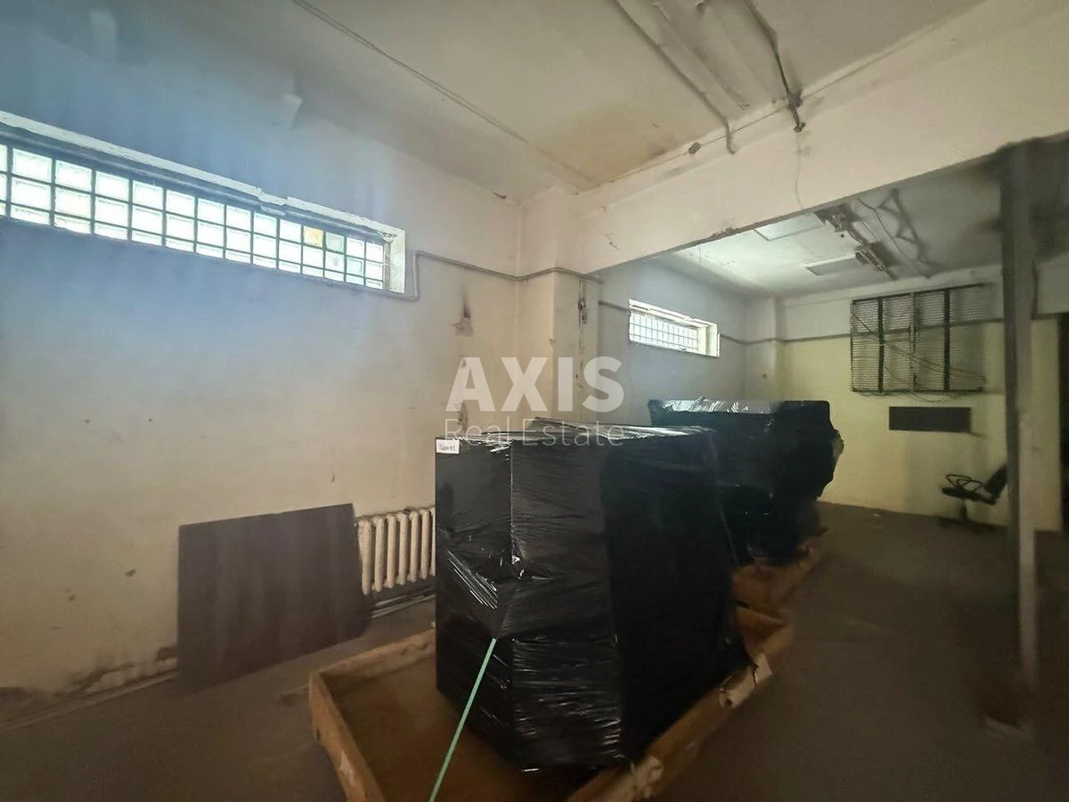 Service object vul. Radystiv 64, 1164m2620485