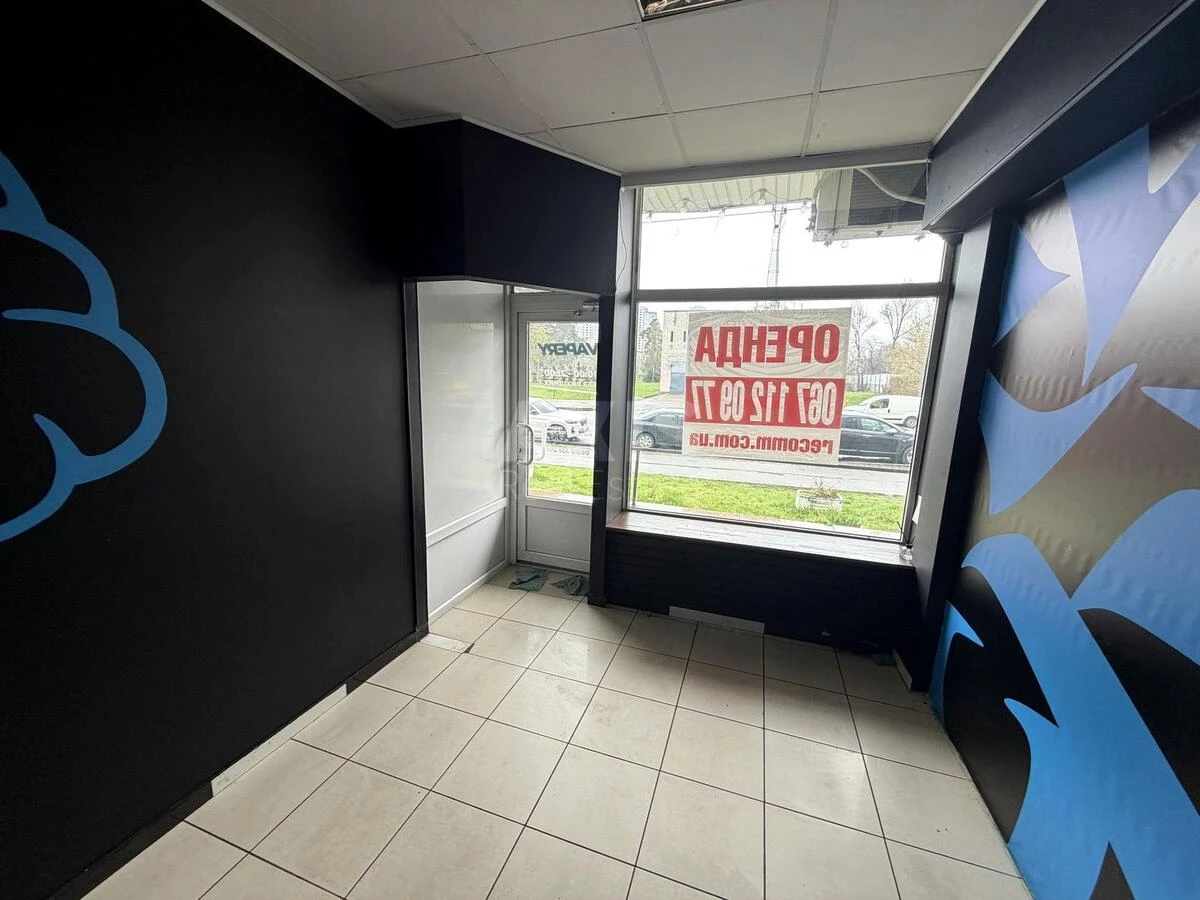 Офис ул. Малышко Андрея 15, 23м2675472