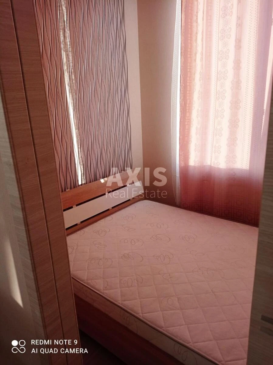 2k apartment vul. Nagirna 16660394