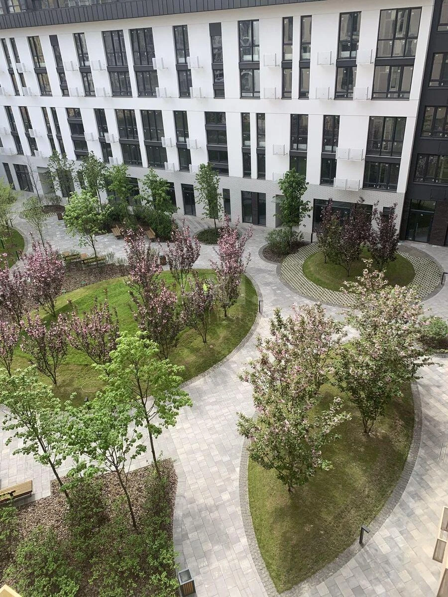 1k apartment vul. Saljutna 2Б6561414