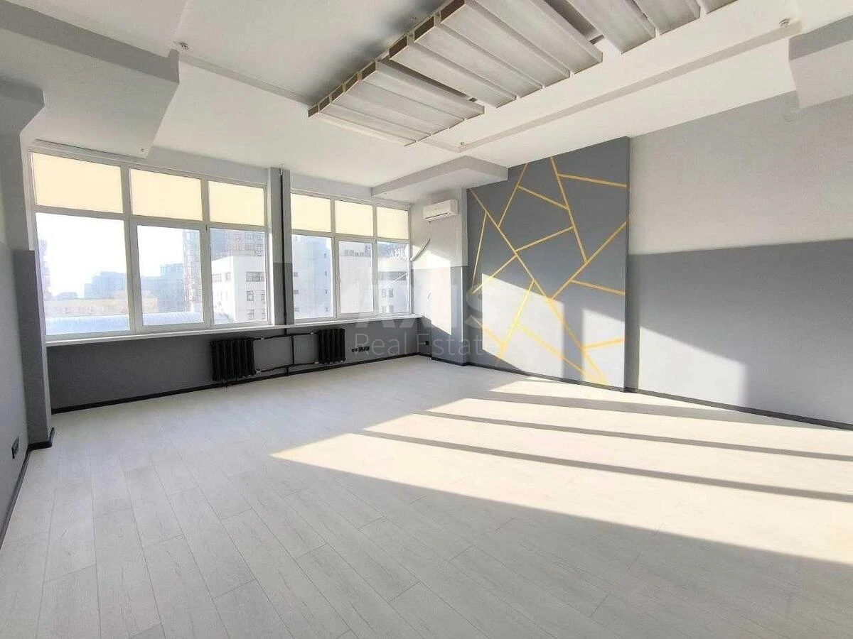 Office vul. Henerala Almazova 18/7, 38m267207