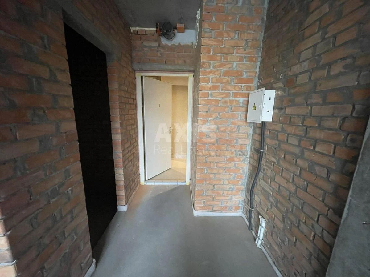 Office vul. Bereznjakivs'ka 29, 37m2599632
