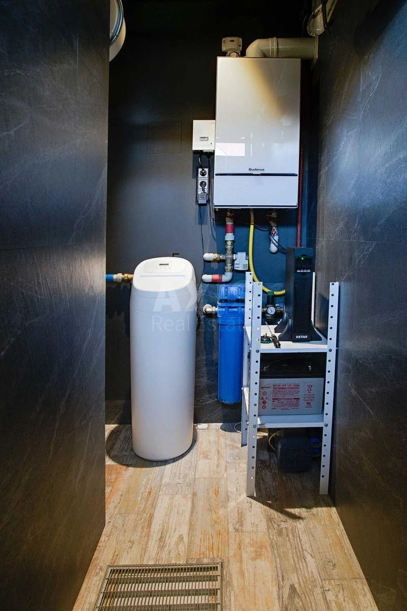 House vul. Druzhby, 224m2, Kyiv city3873214