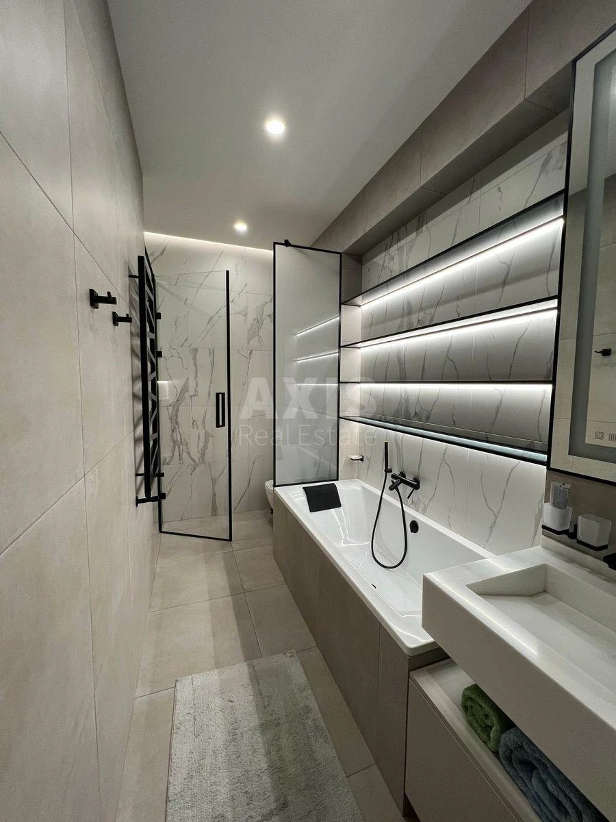 House vul. Linija 8-a, 432m2, Kyiv city389625