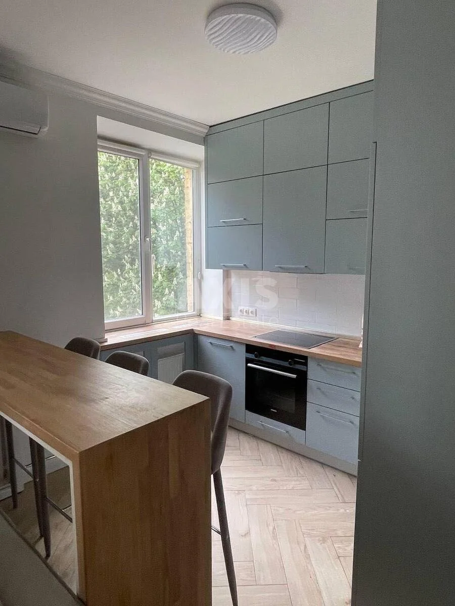 1k apartment vul. Instytuts'ka 18