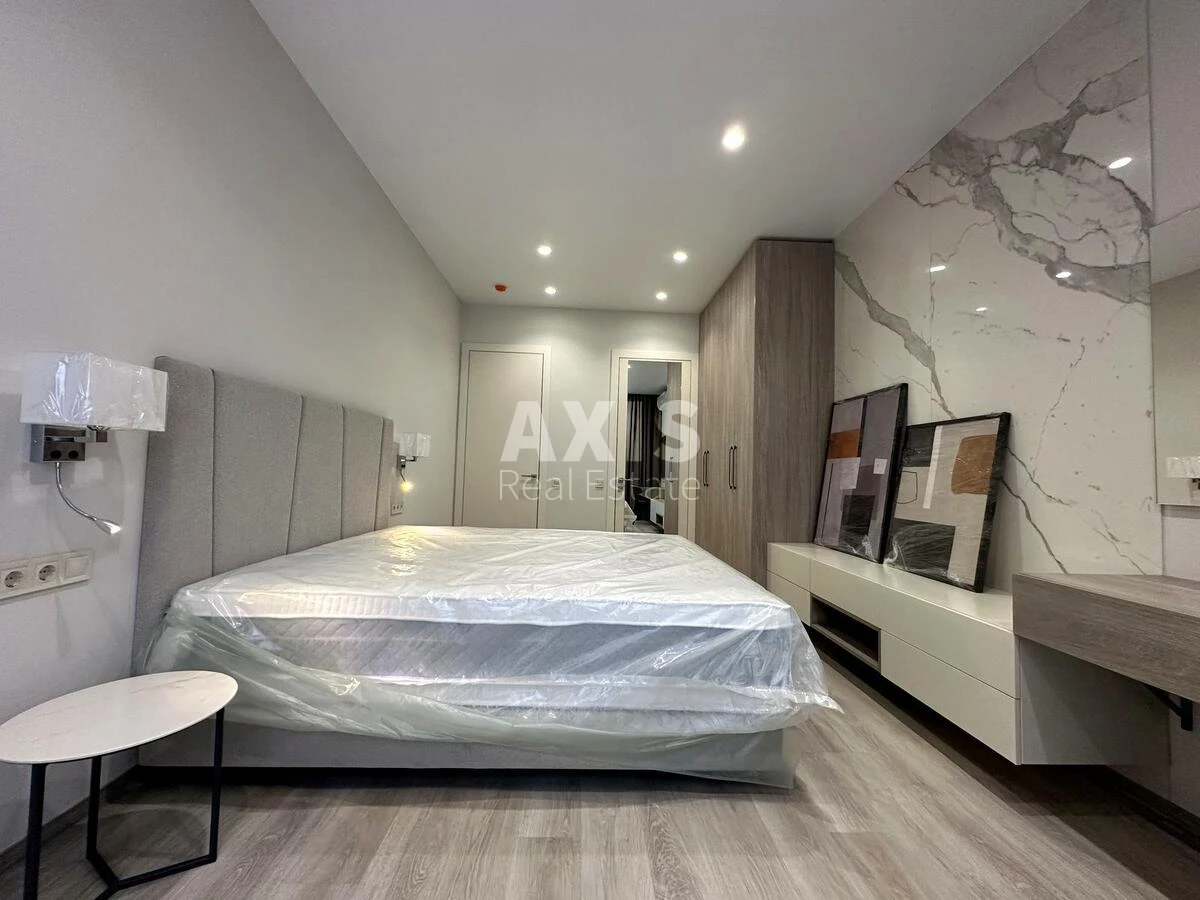 2к квартира ул. Антоновича 118689739