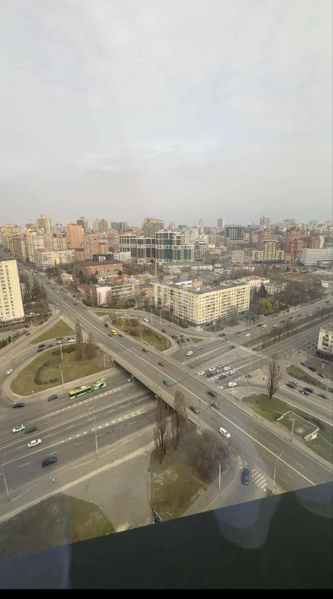2k apartment pr-t Berestejskij 11Б6912816