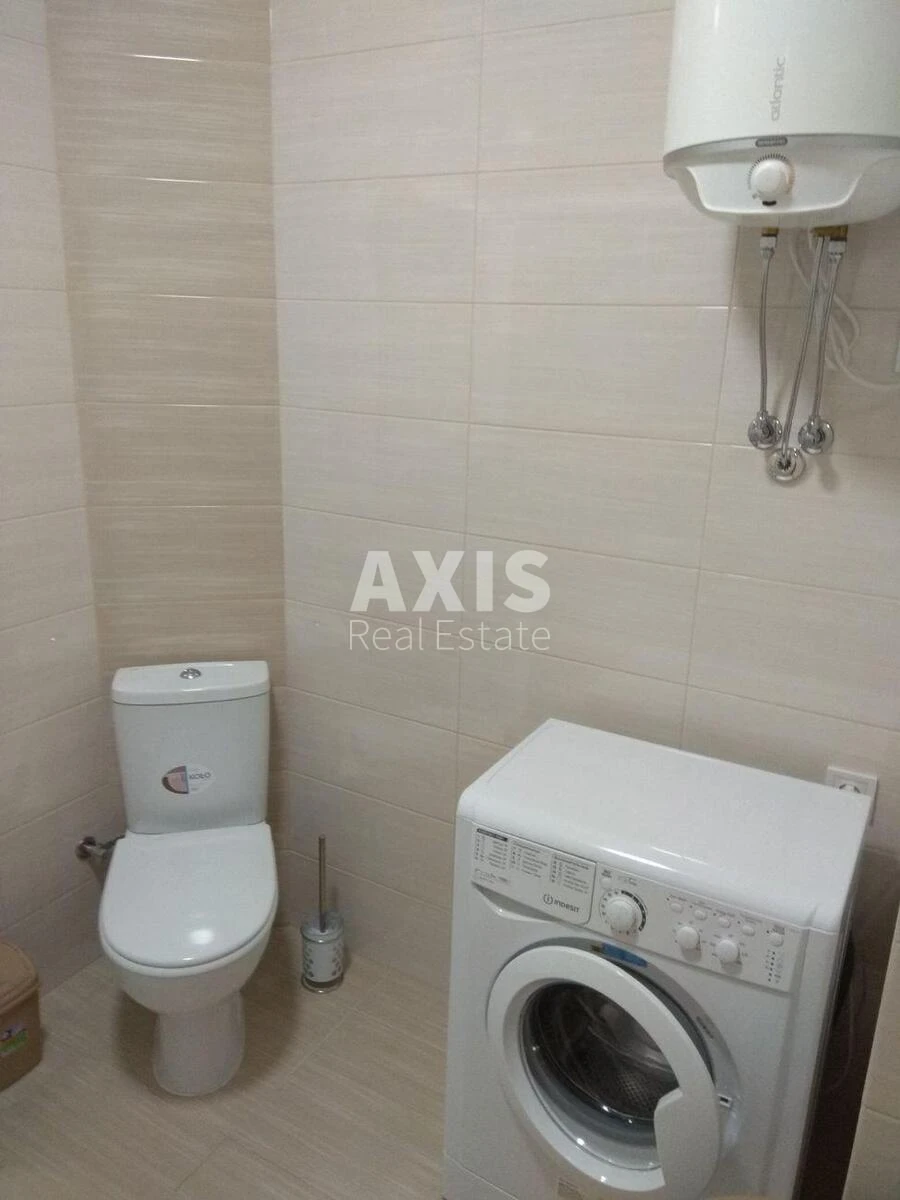 2k apartment vul. Lypkivs'kogo Vasylja Mytropolyta 37Г605734