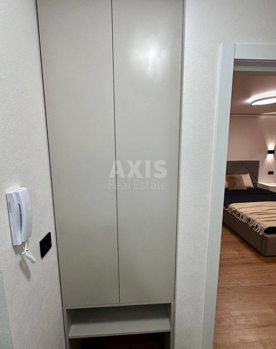 1k apartment pl. Peremogy 19603614