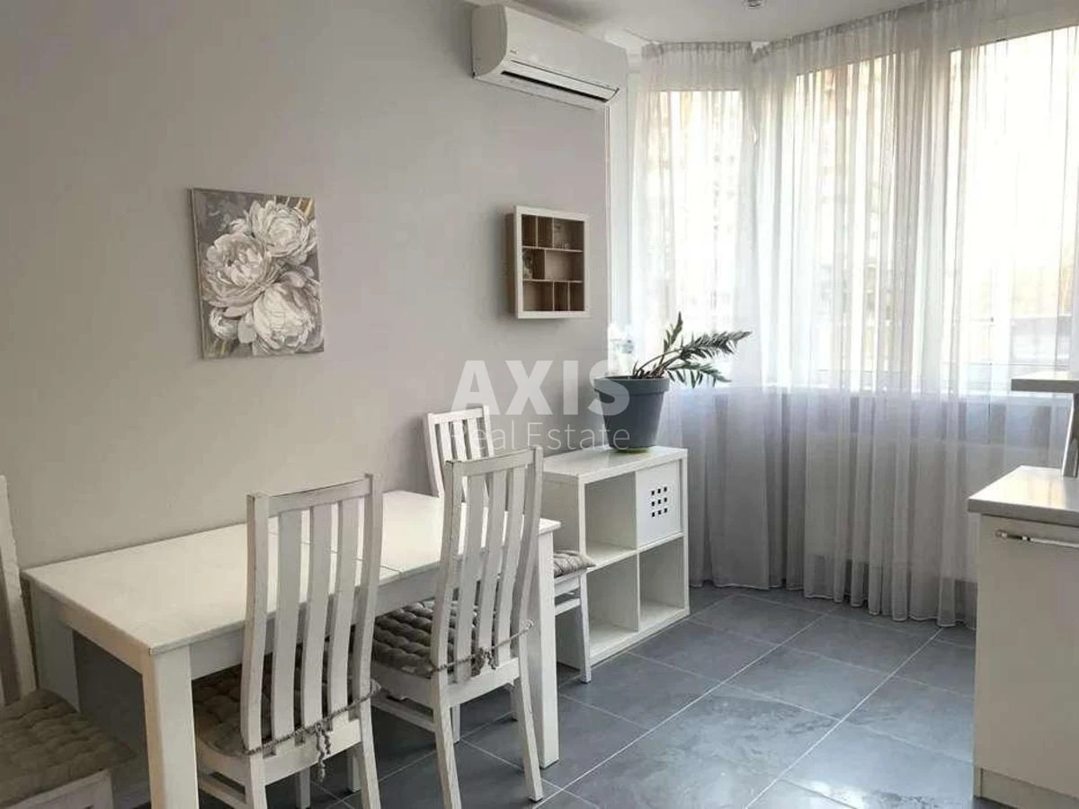 3к квартира ул. Степана Рудницкого 7241900