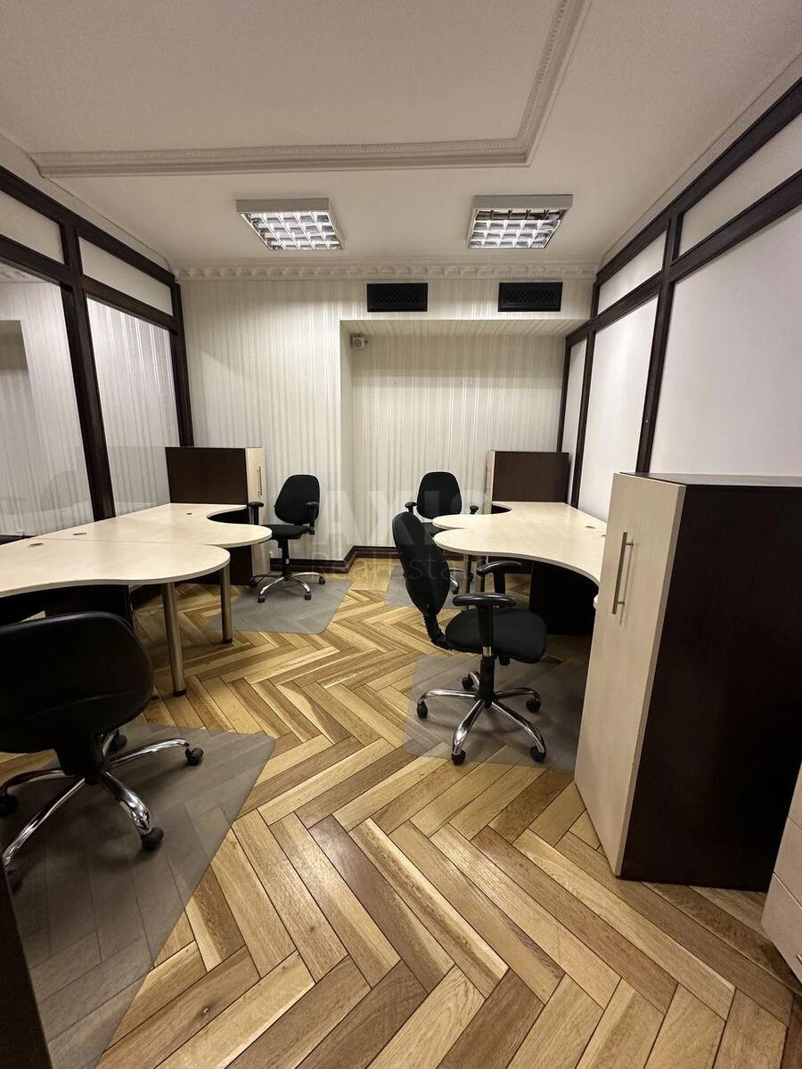 Офис ул. Жилянская 72А, 130м2656624