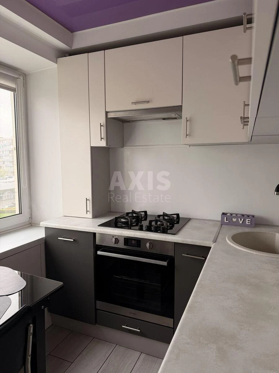 2k apartment pr-t Berestejskij 2267277