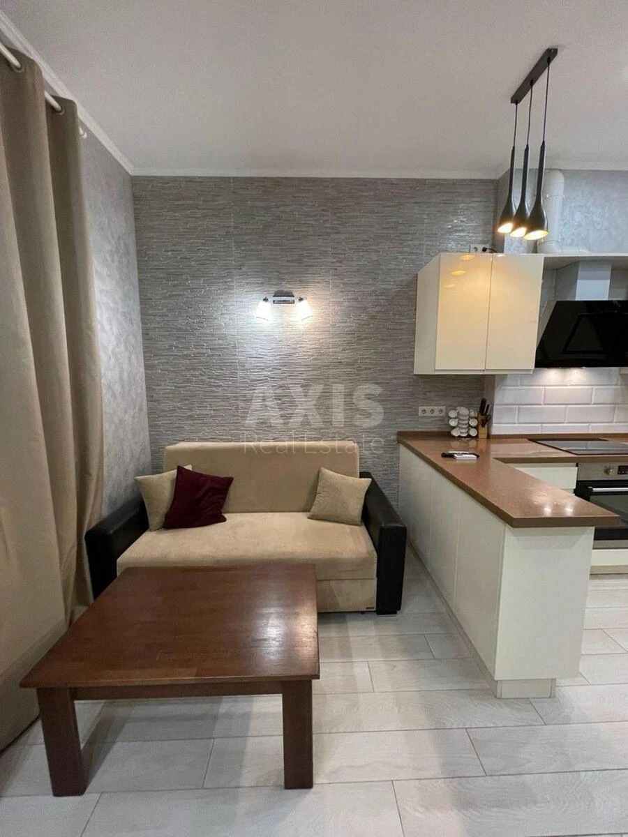 1k apartment vul. Truskavec'ka 4Б600594